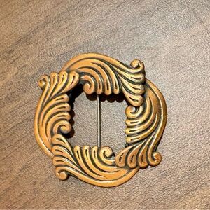 Vintage Ornate Swirl Copper Scroll Brooch